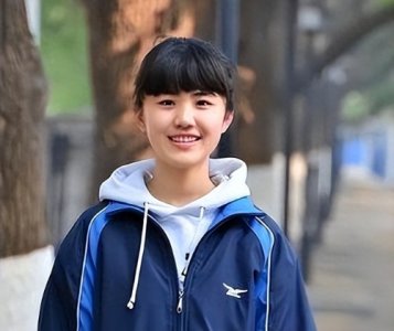 湖南学霸黄雨桐:放弃高考,以7科满分考入剑桥大学,后来怎样?