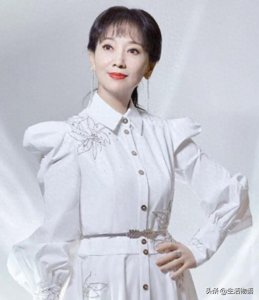 “白娘子”赵雅芝今年多大了?