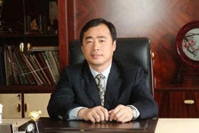 ​炒股被套“割肉”，亏损九千多万，江西富豪熊贤忠怒告长园集团
