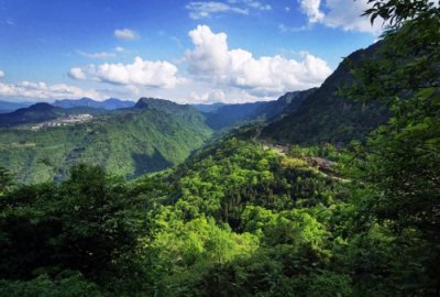 ​探访双胞胎村与插旗山